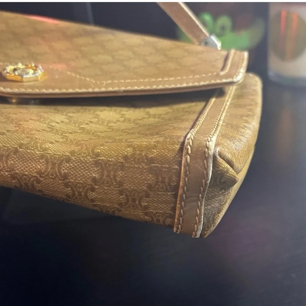 Celine elegant shoulder